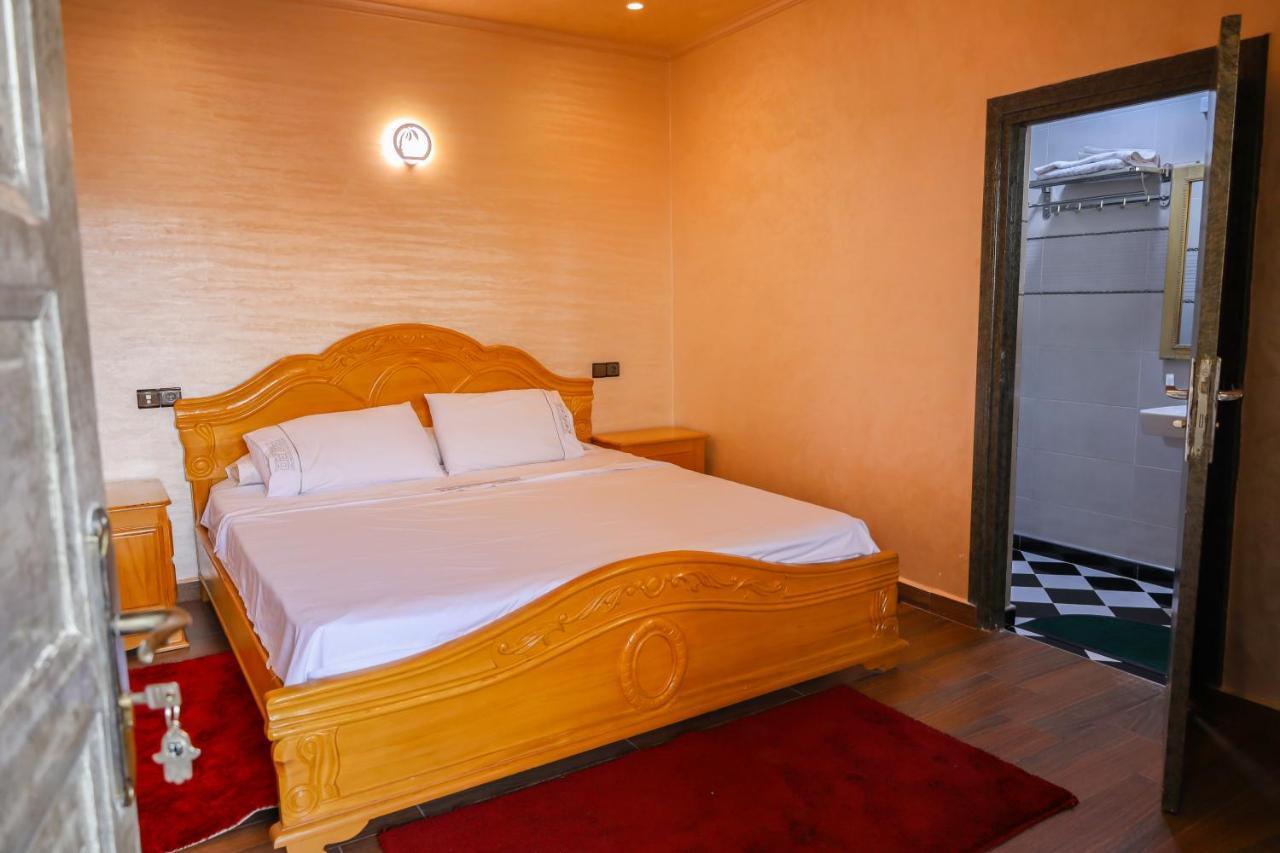 Hotel Les Truites Imouzzer du Kandar Exterior photo